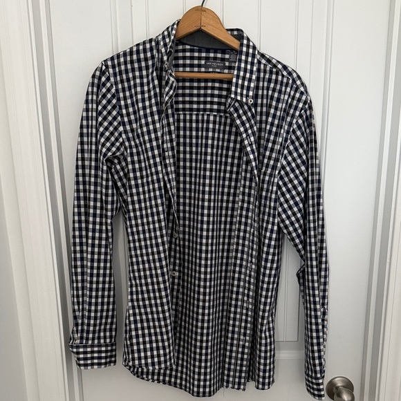 Van Heusen Other - Men's Blue and White Checkered Shirt